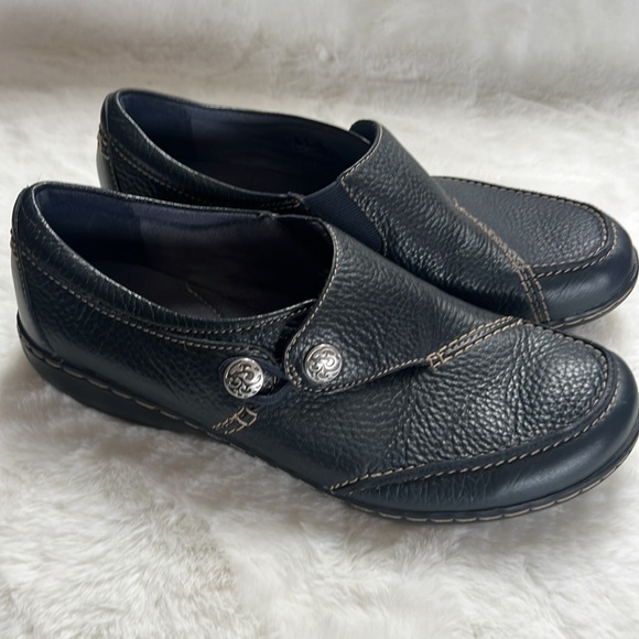 Clarks Slip On Shoes EUC - Picture 5 of 17